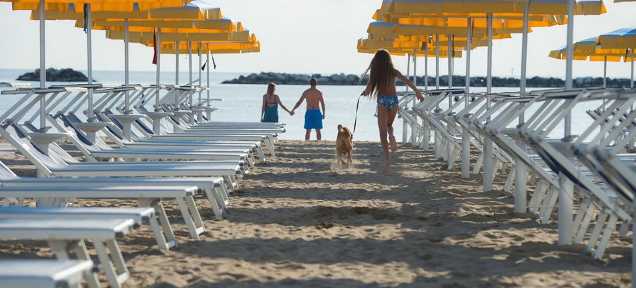Hotel New Castle Cesenatico Dış mekan fotoğraf